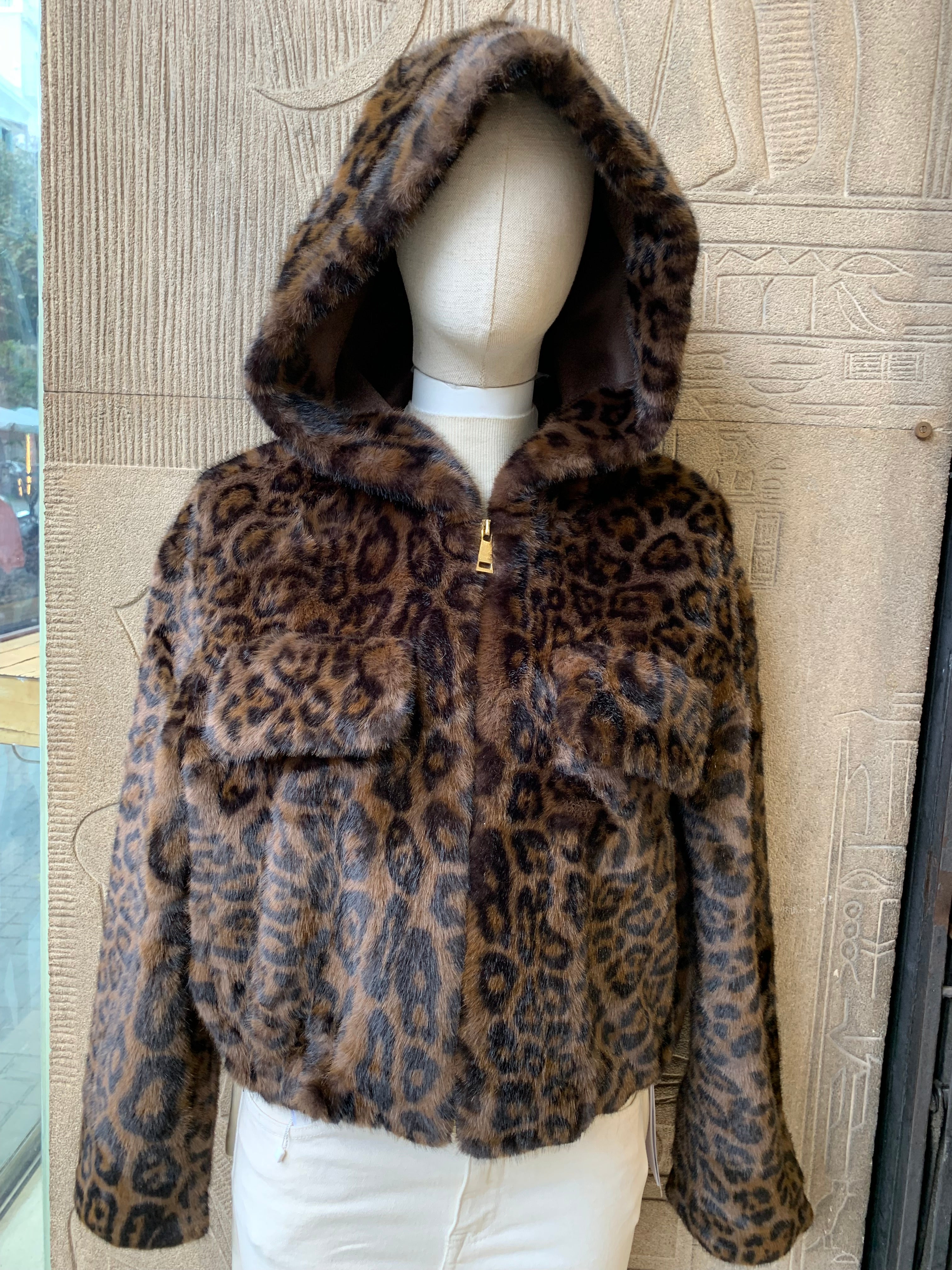 Chaqueta Sintetica Leopardo Oscuro 1
