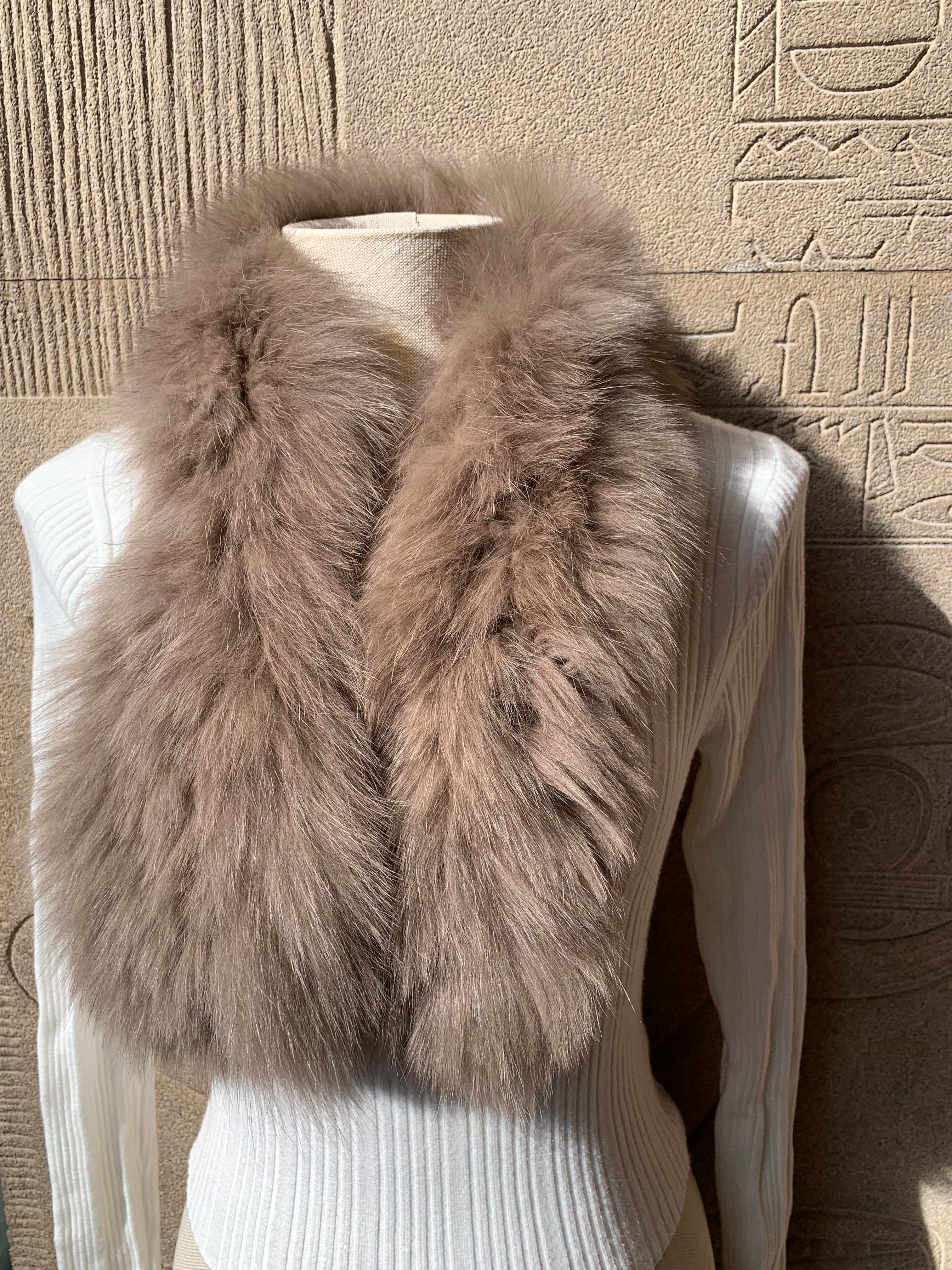 Estola Zorro Taupe 1